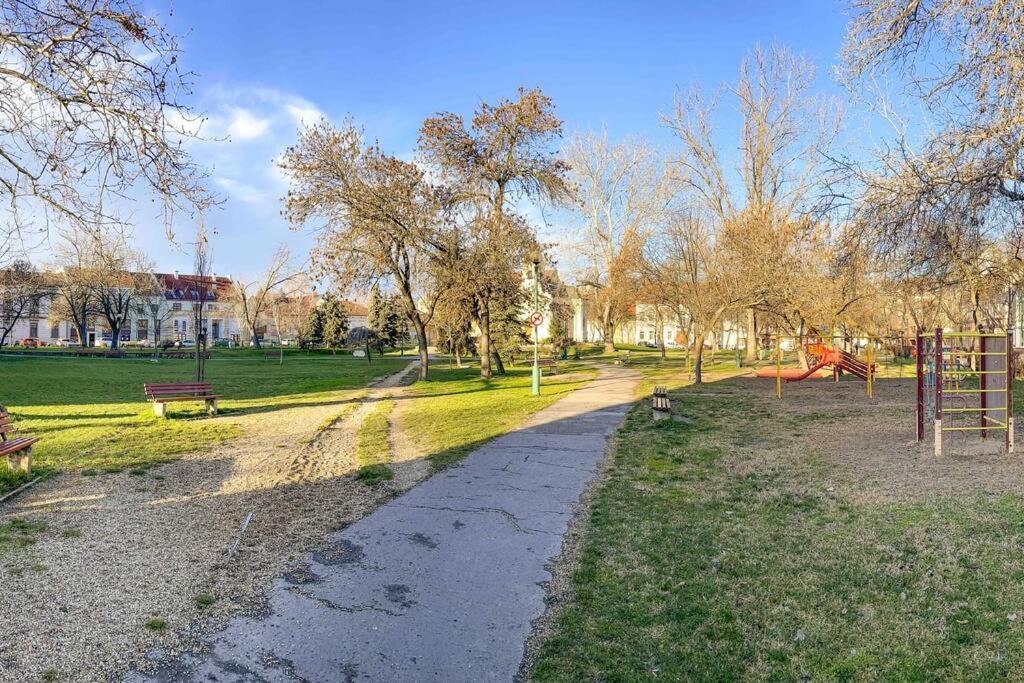 Lechner Mansion Apartment Szeged Exterior photo